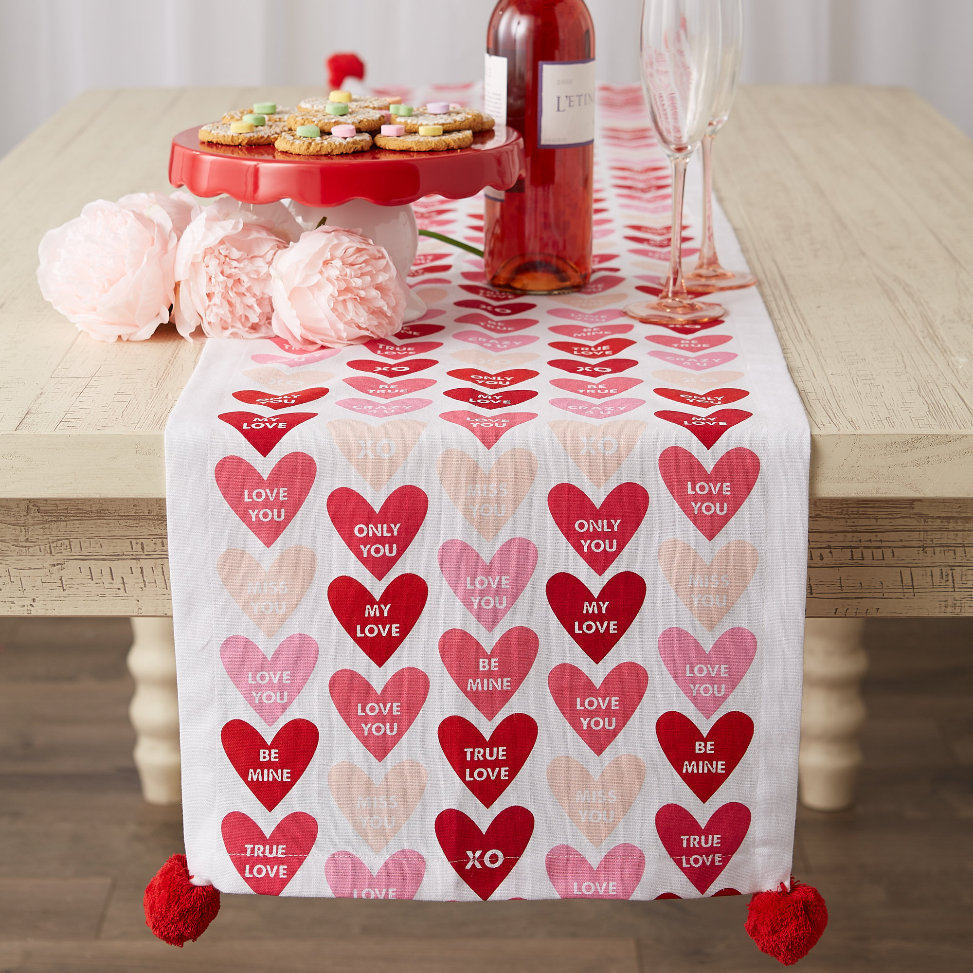 Valentines day table runner discount